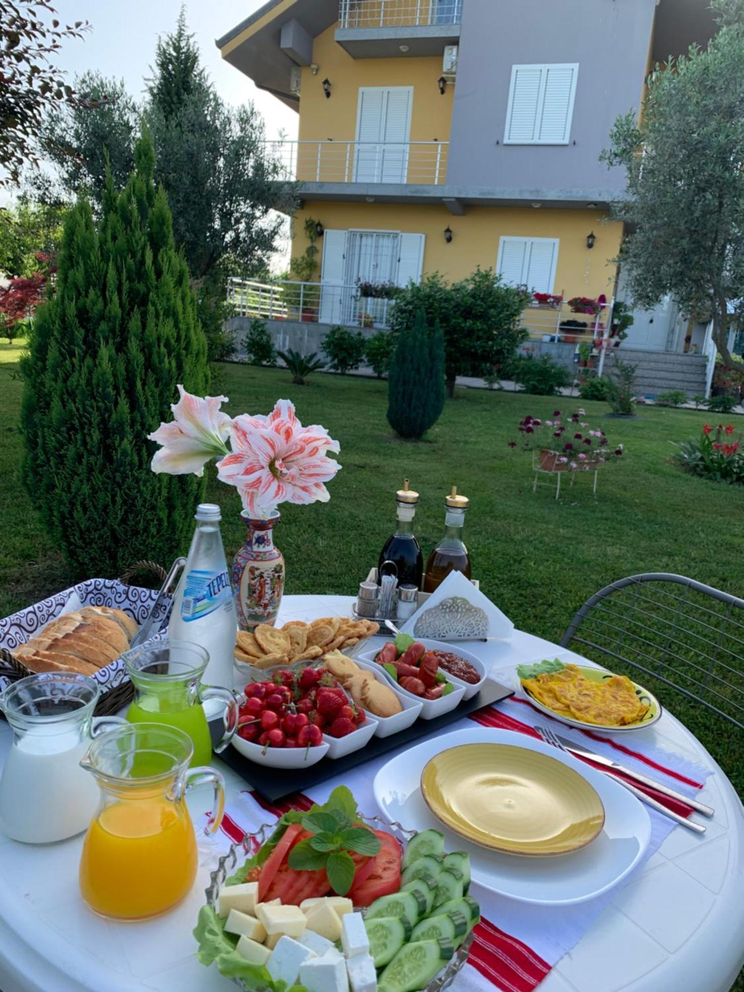 Hotel Villa Linda Shkodër Eksteriør bilde
